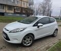 Белый Форд Фиеста, объемом двигателя 2 л и пробегом 140 тыс. км за 4014 $, фото 1 на Automoto.ua