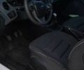 Белый Форд Фиеста, объемом двигателя 1.4 л и пробегом 240 тыс. км за 5800 $, фото 4 на Automoto.ua