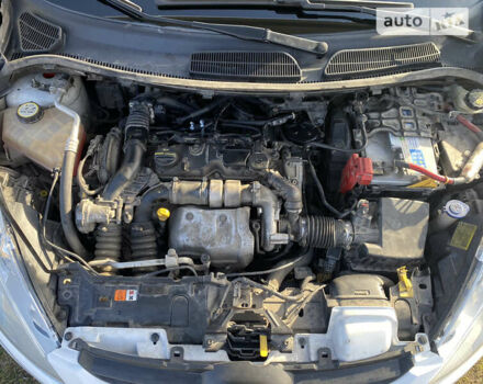 Белый Форд Фиеста, объемом двигателя 1.56 л и пробегом 253 тыс. км за 5200 $, фото 14 на Automoto.ua