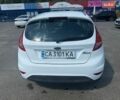 Білий Форд Фієста, об'ємом двигуна 1.39 л та пробігом 93 тис. км за 7299 $, фото 9 на Automoto.ua