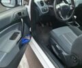Білий Форд Фієста, об'ємом двигуна 1.2 л та пробігом 215 тис. км за 5500 $, фото 4 на Automoto.ua