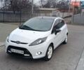 Білий Форд Фієста, об'ємом двигуна 1.4 л та пробігом 131 тис. км за 7000 $, фото 20 на Automoto.ua