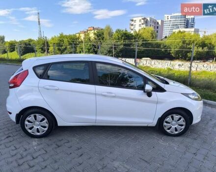 Білий Форд Фієста, об'ємом двигуна 1.24 л та пробігом 116 тис. км за 5500 $, фото 9 на Automoto.ua