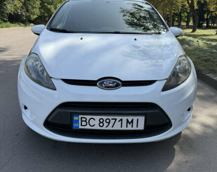 Білий Форд Фієста, об'ємом двигуна 1.4 л та пробігом 130 тис. км за 6999 $, фото 1 на Automoto.ua