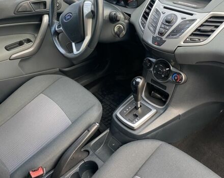 Білий Форд Фієста, об'ємом двигуна 1.4 л та пробігом 158 тис. км за 6800 $, фото 11 на Automoto.ua