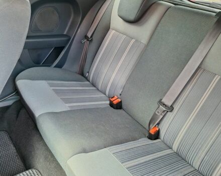 Білий Форд Фієста, об'ємом двигуна 1.2 л та пробігом 215 тис. км за 5500 $, фото 6 на Automoto.ua