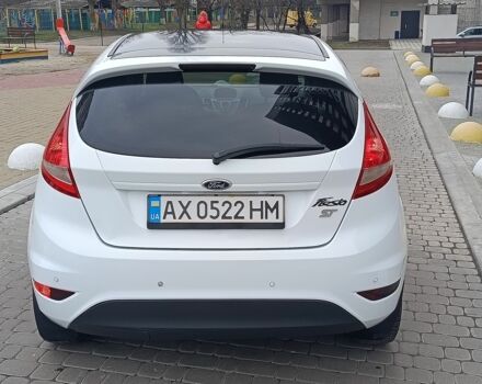 Білий Форд Фієста, об'ємом двигуна 1.4 л та пробігом 131 тис. км за 7000 $, фото 20 на Automoto.ua