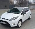 Білий Форд Фієста, об'ємом двигуна 1.4 л та пробігом 131 тис. км за 7000 $, фото 1 на Automoto.ua
