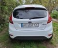 Белый Форд Фиеста, объемом двигателя 1.24 л и пробегом 215 тыс. км за 5300 $, фото 2 на Automoto.ua