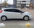 Білий Форд Фієста, об'ємом двигуна 1.4 л та пробігом 131 тис. км за 7000 $, фото 14 на Automoto.ua