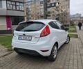 Белый Форд Фиеста, объемом двигателя 1.6 л и пробегом 140 тыс. км за 4800 $, фото 1 на Automoto.ua