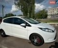 Білий Форд Фієста, об'ємом двигуна 1.24 л та пробігом 198 тис. км за 5100 $, фото 1 на Automoto.ua