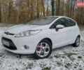 Белый Форд Фиеста, объемом двигателя 1.25 л и пробегом 190 тыс. км за 5600 $, фото 1 на Automoto.ua