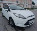 Белый Форд Фиеста, объемом двигателя 1.4 л и пробегом 70 тыс. км за 6999 $, фото 6 на Automoto.ua