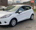 Білий Форд Фієста, об'ємом двигуна 1.39 л та пробігом 158 тис. км за 6800 $, фото 5 на Automoto.ua