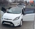 Білий Форд Фієста, об'ємом двигуна 1.4 л та пробігом 131 тис. км за 7000 $, фото 11 на Automoto.ua