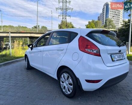 Білий Форд Фієста, об'ємом двигуна 1.24 л та пробігом 116 тис. км за 5500 $, фото 8 на Automoto.ua