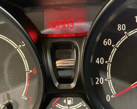 Білий Форд Фієста, об'ємом двигуна 1.4 л та пробігом 130 тис. км за 6999 $, фото 13 на Automoto.ua