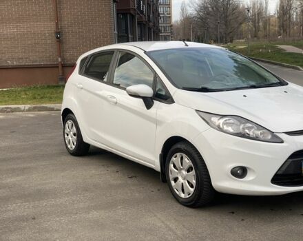 Білий Форд Фієста, об'ємом двигуна 1.4 л та пробігом 158 тис. км за 6800 $, фото 4 на Automoto.ua