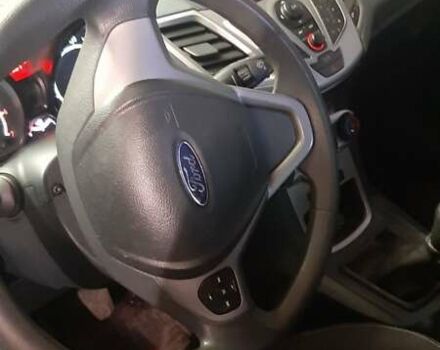 Белый Форд Фиеста, объемом двигателя 1.25 л и пробегом 147 тыс. км за 5800 $, фото 3 на Automoto.ua