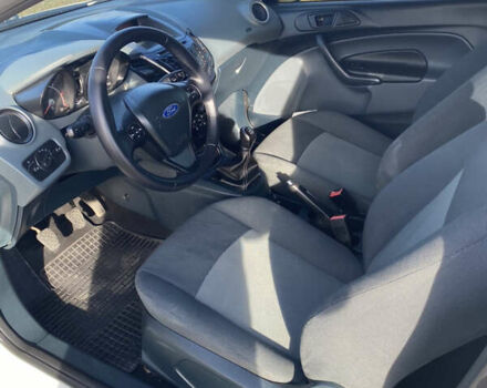 Белый Форд Фиеста, объемом двигателя 1.56 л и пробегом 253 тыс. км за 5200 $, фото 9 на Automoto.ua