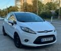 Белый Форд Фиеста, объемом двигателя 1.4 л и пробегом 190 тыс. км за 6000 $, фото 1 на Automoto.ua
