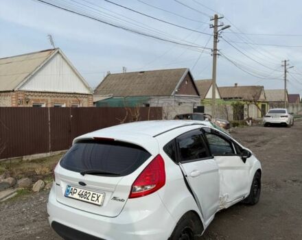Білий Форд Фієста, об'ємом двигуна 1.2 л та пробігом 103 тис. км за 2200 $, фото 4 на Automoto.ua