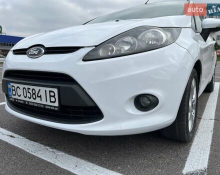 Форд Фиеста 2011 в Пустомытах на Automoto.ua Белый Форд Фиеста, объемом двигателя 1.4 л и пробегом 234 тыс. км за 5500 $, фото 8 на Automoto.ua