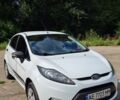 Білий Форд Фієста, об'ємом двигуна 1.2 л та пробігом 176 тис. км за 5400 $, фото 1 на Automoto.ua