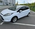 Білий Форд Фієста, об'ємом двигуна 1.39 л та пробігом 132 тис. км за 7900 $, фото 1 на Automoto.ua