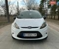 Білий Форд Фієста, об'ємом двигуна 1.25 л та пробігом 106 тис. км за 5900 $, фото 1 на Automoto.ua