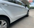 Белый Форд Фиеста, объемом двигателя 1.2 л и пробегом 171 тыс. км за 5300 $, фото 3 на Automoto.ua