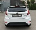 Белый Форд Фиеста, объемом двигателя 1.2 л и пробегом 140 тыс. км за 6700 $, фото 1 на Automoto.ua