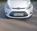 Белый Форд Фиеста, объемом двигателя 1.4 л и пробегом 152 тыс. км за 6800 $, фото 2 на Automoto.ua
