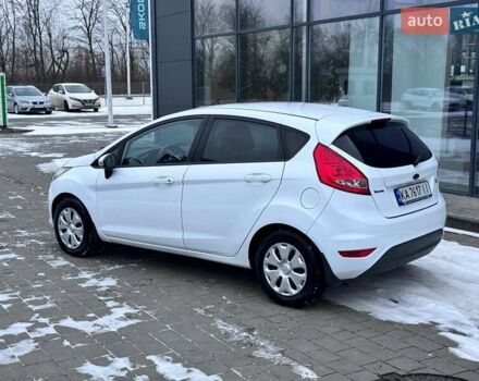 Білий Форд Фієста, об'ємом двигуна 1.2 л та пробігом 150 тис. км за 5250 $, фото 7 на Automoto.ua