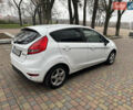 Білий Форд Фієста, об'ємом двигуна 1.25 л та пробігом 170 тис. км за 5700 $, фото 5 на Automoto.ua
