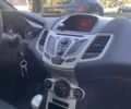 Білий Форд Фієста, об'ємом двигуна 1.4 л та пробігом 303 тис. км за 5750 $, фото 3 на Automoto.ua