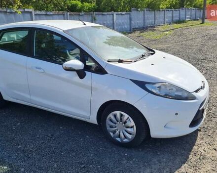 Белый Форд Фиеста, объемом двигателя 1.56 л и пробегом 287 тыс. км за 5500 $, фото 12 на Automoto.ua