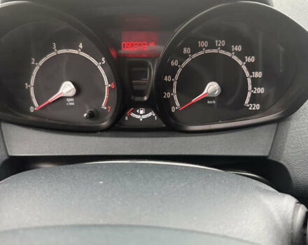 Белый Форд Фиеста, объемом двигателя 1.39 л и пробегом 90 тыс. км за 7500 $, фото 12 на Automoto.ua