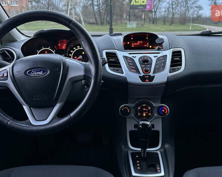 Белый Форд Фиеста, объемом двигателя 1.4 л и пробегом 220 тыс. км за 6950 $, фото 10 на Automoto.ua