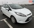 Білий Форд Фієста, об'ємом двигуна 1.4 л та пробігом 49 тис. км за 7500 $, фото 1 на Automoto.ua
