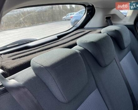 Форд Фиеста 2011 в Пустомытах на Automoto.ua Белый Форд Фиеста, объемом двигателя 1.4 л и пробегом 234 тыс. км за 5500 $, фото 23 на Automoto.ua