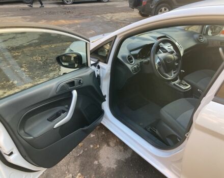 Белый Форд Фиеста, объемом двигателя 1.4 л и пробегом 141 тыс. км за 6900 $, фото 3 на Automoto.ua