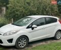 Білий Форд Фієста, об'ємом двигуна 1.6 л та пробігом 201 тис. км за 5900 $, фото 5 на Automoto.ua