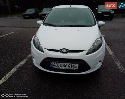 Білий Форд Фієста, об'ємом двигуна 1.39 л та пробігом 94 тис. км за 6700 $, фото 7 на Automoto.ua