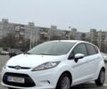 Білий Форд Фієста, об'ємом двигуна 1.4 л та пробігом 1020 тис. км за 7500 $, фото 2 на Automoto.ua