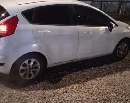 Білий Форд Фієста, об'ємом двигуна 1.2 л та пробігом 300 тис. км за 3000 $, фото 3 на Automoto.ua