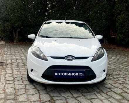 Білий Форд Фієста, об'ємом двигуна 1.4 л та пробігом 222 тис. км за 6800 $, фото 6 на Automoto.ua