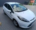 Білий Форд Фієста, об'ємом двигуна 1.24 л та пробігом 215 тис. км за 5500 $, фото 14 на Automoto.ua
