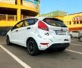 Білий Форд Фієста, об'ємом двигуна 1.2 л та пробігом 130 тис. км за 4700 $, фото 1 на Automoto.ua